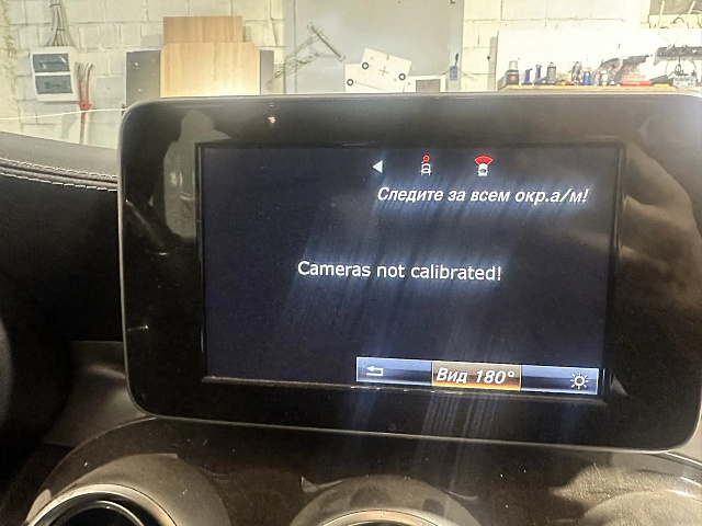 Замена правого бокового зеркала + калибровка системы кругового обзора (Surround View System) на Mercedes GLC (кузов X253) в сервисе AK78. Комплексная услуга для восстановления полного функционала ассистентов парковки и безопасности после повреждения или